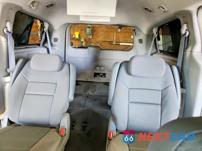 Zdjęcie 10 z 13 samochodu: 2010 DODGE GRAND CARAVAN SXT VIN:2D4RN5DXXAR256654 - miniatura