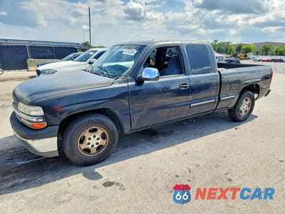 2002 CHEVROLET SILVERADO C1500 2GCEC19V821216624 - główne zdjęcie licytacji z USA - miniatura