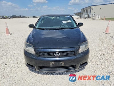 Piąte zdjęcie samochodu w środku: 2010 SCION TC BASE VIN:JTKDE3B70A0320458 - miniatura