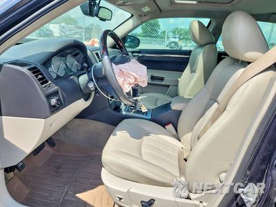 Zdjęcie 13 z 24 samochodu: 2007 CHRYSLER 300C VIN:2C3KA63H77H897158 - miniatura