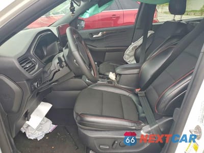 Zdjęcie 7 z 13 samochodu: 2025 FORD ESCAPE ST LINE VIN:1FMCU0MZ7SUB42458 - miniatura