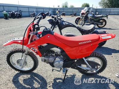 Trzecie zdjęcie samochodu z tyłu: 2026 HONDA CRF110 F VIN:LALJE0216T3404213 - miniatura