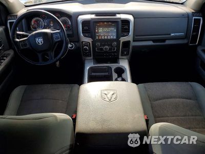 Zdjęcie 8 z 12 samochodu: 2017 RAM 1500 SLT VIN:3C6RR7LT6HG523307 - miniatura