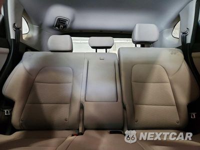 Zdjęcie 10 z 14 samochodu: 2019 HYUNDAI TUCSON VALUE VIN:KM8J3CA48KU037853 - miniatura