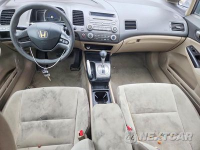 Zdjęcie 8 z 13 samochodu: 2009 HONDA CIVIC LX VIN:1HGFA16509L022299 - miniatura