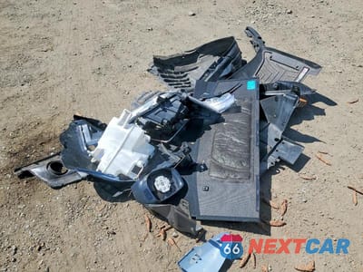 Zdjęcie 13 z 14 samochodu: 2018 SUBARU CROSSTREK LIMITED VIN:JF2GTALC6J8244807 - miniatura
