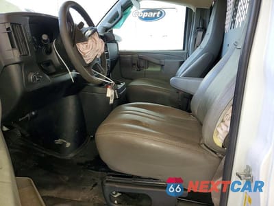 Zdjęcie 7 z 14 samochodu: 2024 CHEVROLET EXPRESS 2500 CARGO DELIVERY VAN VIN:1GCWGAFP5R1237123 - miniatura