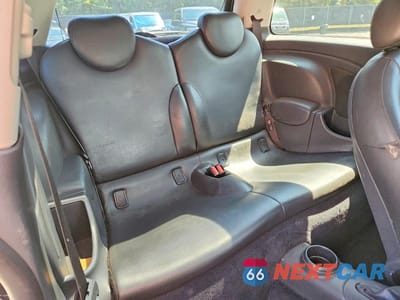 Zdjęcie 10 z 12 samochodu: 2004 MINI COOPER VIN:WMWRC33404TC55976 - miniatura