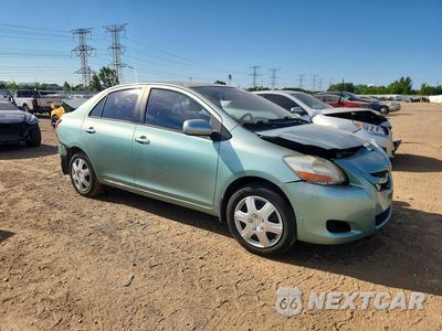 Czwarte zdjęcie samochodu z boku: 2007 TOYOTA YARIS BASE VIN:JTDBT923871010520 - miniatura