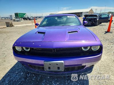 Piąte zdjęcie samochodu w środku: 2019 DODGE CHALLENGER SXT VIN:2C3CDZGG5KH652687 - miniatura