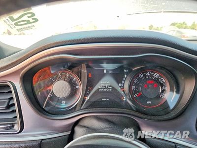 Zdjęcie 9 z 12 samochodu: 2019 DODGE CHALLENGER SXT VIN:2C3CDZAG0KH680373 - miniatura