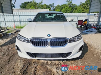 Piąte zdjęcie samochodu w środku: 2024 BMW 330I VIN:3MW69FF04R8E04154 - miniatura