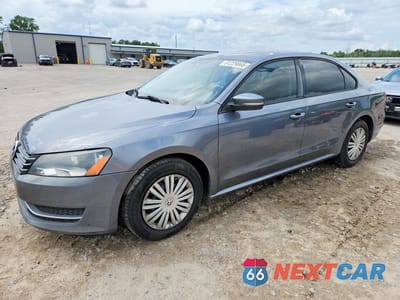 2014 VOLKSWAGEN PASSAT S 1VWAT7A35EC052840 - główne zdjęcie licytacji z USA - miniatura