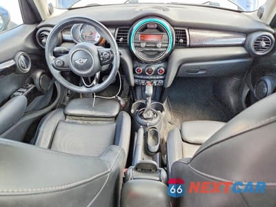 Zdjęcie 8 z 13 samochodu: 2016 MINI COOPER S VIN:WMWXU3C57G2D30437 - miniatura