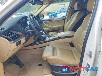 Zdjęcie 7 z 12 samochodu: 2013 BMW X5 XDRIVE35D VIN:5UXZW0C5XD0B90295 - miniatura