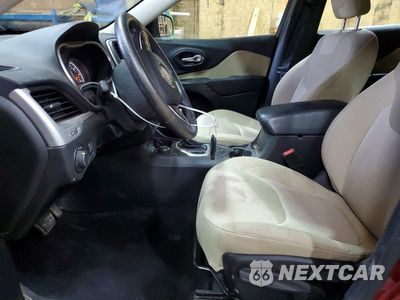 Zdjęcie 7 z 14 samochodu: 2015 JEEP CHEROKEE SPORT VIN:1C4PJMAB1FW551336 - miniatura