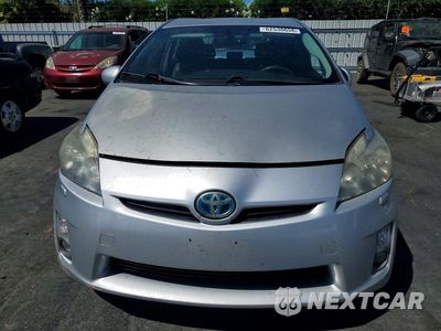 Piąte zdjęcie samochodu w środku: 2010 TOYOTA PRIUS V VIN:JTDKN3DU3A0121034 - miniatura