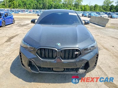 Piąte zdjęcie samochodu w środku: 2025 BMW X6 M60I VIN:5UX43EX00S9Z66096 - miniatura