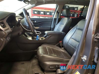 Zdjęcie 7 z 13 samochodu: 2019 GMC ACADIA DENALI VIN:1GKKNXLS9KZ146187 - miniatura