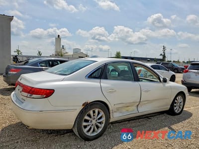 Trzecie zdjęcie samochodu z tyłu: 2007 HYUNDAI AZERA SE VIN:KMHFC46F87A238229 - miniatura