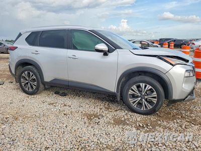 Czwarte zdjęcie samochodu z boku: 2023 NISSAN ROGUE PLATINUM VIN:5N1BT3BA4PC687804 - miniatura