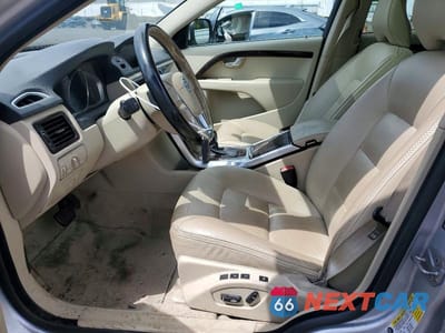 Zdjęcie 7 z 12 samochodu: 2016 VOLVO XC70 T5 PREMIER VIN:YV4612NK1G1245422 - miniatura
