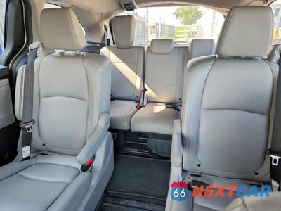 Zdjęcie 10 z 13 samochodu: 2019 HONDA ODYSSEY EXL VIN:5FNRL6H78KB116764 - miniatura