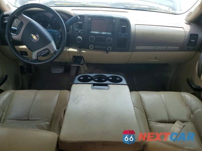 Zdjęcie 8 z 12 samochodu: 2013 CHEVROLET SILVERADO K2500 HEAVY DUTY LT VIN:1GC1KXC80DF155787 - miniatura
