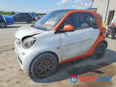 2016 SMART FORTWO WMEFJ5DA3GK068848 - główne zdjęcie licytacji z USA - miniatura