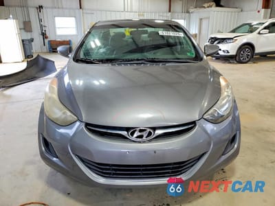 Piąte zdjęcie samochodu w środku: 2011 HYUNDAI ELANTRA GLS VIN:5NPDH4AE5BH036090 - miniatura