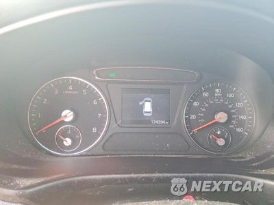 Zdjęcie 9 z 13 samochodu: 2019 KIA SORENTO L VIN:5XYPG4A31KG530906 - miniatura