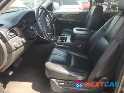 Zdjęcie 7 z 13 samochodu: 2008 CHEVROLET SUBURBAN K1500 LS VIN:3GNFK16328G136074 - miniatura