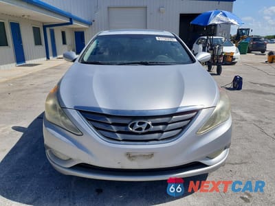 Piąte zdjęcie samochodu w środku: 2011 HYUNDAI SONATA SE VIN:5NPEC4AC7BH277778 - miniatura