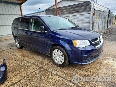 Czwarte zdjęcie samochodu z boku: 2014 DODGE GRAND CARAVAN SE VIN:2C4RDGBGXER292056 - miniatura