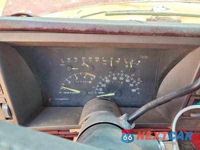 Zdjęcie 9 z 12 samochodu: 1993 GMC SIERRA C2500 VIN:2GTFC29KXP1515166 - miniatura