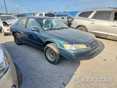 Czwarte zdjęcie samochodu z boku: 1998 TOYOTA CAMRY LE VIN:JT2BG22K0W0159004 - miniatura