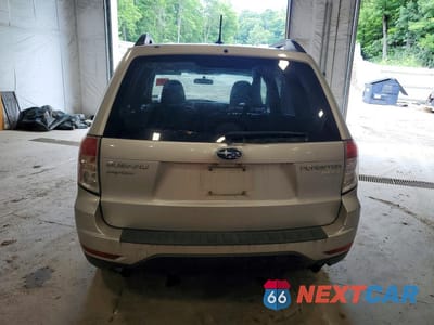 Zdjęcie 6 z 13 samochodu: 2011 SUBARU FORESTER 2.5X PREMIUM VIN:JF2SHADC6BG764622 - miniatura