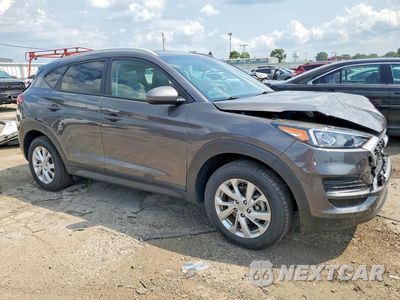 Czwarte zdjęcie samochodu z boku: 2020 HYUNDAI TUCSON VALUE VIN:KM8J33A4XLU135171 - miniatura