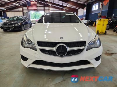 Piąte zdjęcie samochodu w środku: 2016 MERCEDES-BENZ E 400 4MATIC VIN:WDDKJ6HB2GF331397 - miniatura