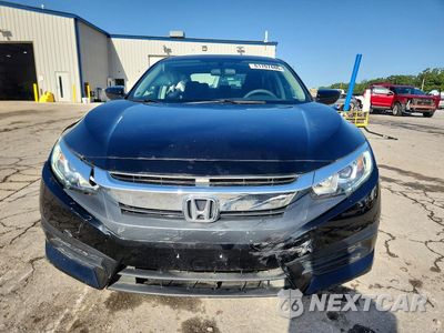 Piąte zdjęcie samochodu w środku: 2018 HONDA CIVIC LX VIN:2HGFC2F50JH583569 - miniatura