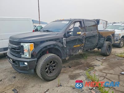 2017 FORD F250 SUPER DUTY 1FT7W2B69HEC76105 - główne zdjęcie licytacji z USA - miniatura