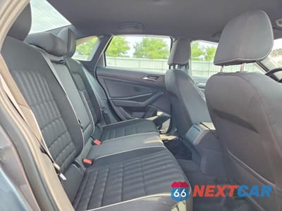 Zdjęcie 10 z 12 samochodu: 2024 VOLKSWAGEN JETTA SPORT VIN:3VWBM7BU2RM038049 - miniatura