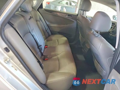 Zdjęcie 10 z 12 samochodu: 2012 HYUNDAI SONATA HYBRID VIN:KMHEC4A4XCA033751 - miniatura