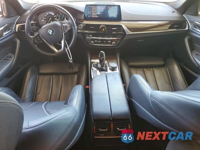 Zdjęcie 8 z 12 samochodu: 2019 BMW 530E VIN:WBAJA9C51KB254768 - miniatura