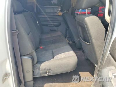 Zdjęcie 10 z 12 samochodu: 2011 GMC SIERRA K2500 SLE VIN:1GT120C82BF266040 - miniatura