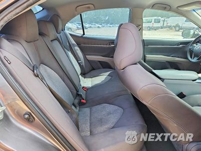 Zdjęcie 10 z 12 samochodu: 2019 TOYOTA CAMRY VIN:4T1B11HK2KU809363 - miniatura