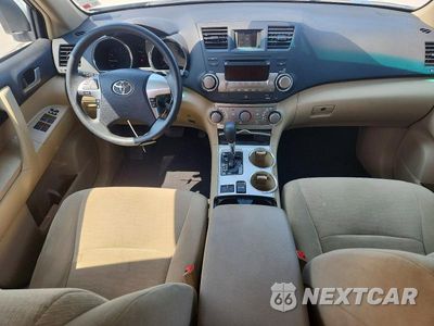 Zdjęcie 8 z 12 samochodu: 2012 TOYOTA HIGHLANDER BASE VIN:5TDZA3EH1CS030887 - miniatura