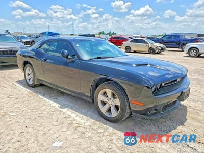 Czwarte zdjęcie samochodu z boku: 2023 DODGE CHALLENGER SXT VIN:2C3CDZAGXPH553573 - miniatura