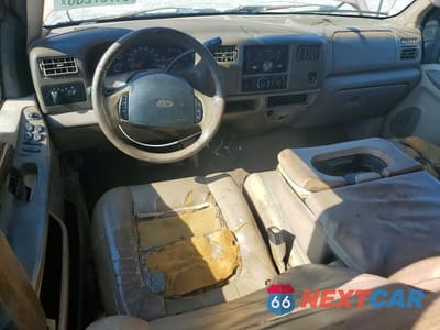 Zdjęcie 8 z 13 samochodu: 2001 FORD F350 SUPER DUTY VIN:1FTWW32F81EB38739 - miniatura