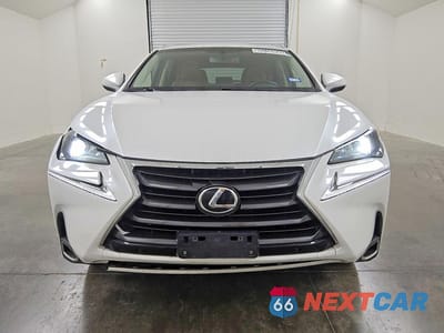 Piąte zdjęcie samochodu w środku: 2017 LEXUS NX 200T BASE VIN:JTJYARBZ3H2056754 - miniatura